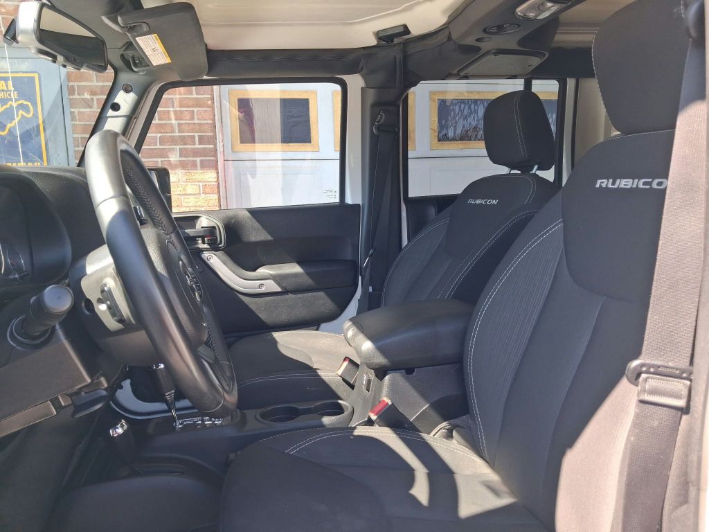 2015, JEEP 4X4 WRANGLER UNLIMITED RUBICON Images