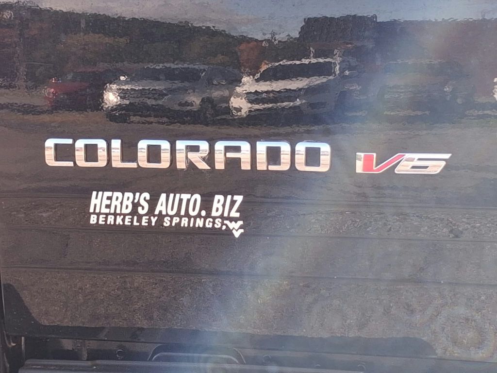 2018, CHEVROLET 4X4 COLORADO WT Images