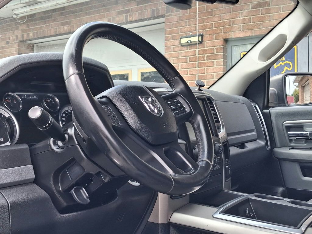 2014, RAM 4X4 BIG HORN Images