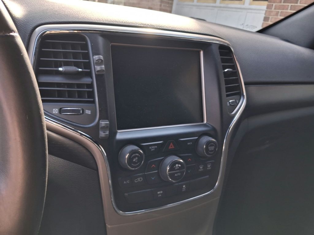 2015, JEEP 4X4 GRAND CHEROKEE LAREDO Images