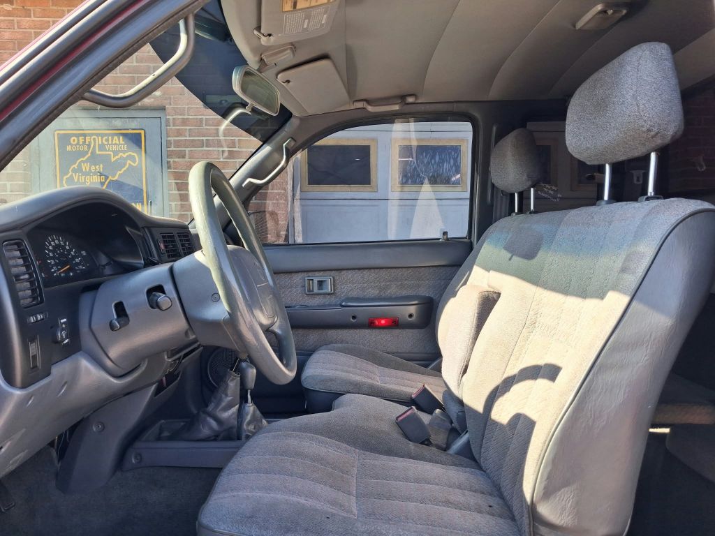 1996, TOYOTA TACOMA 4X4 XTRA CAB Images