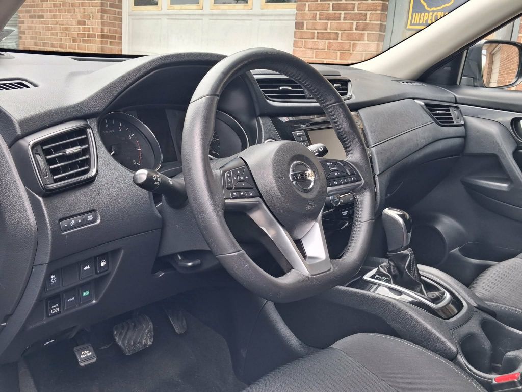 2018, NISSAN ALL WHEEL DRIVE ROGUE SV Images