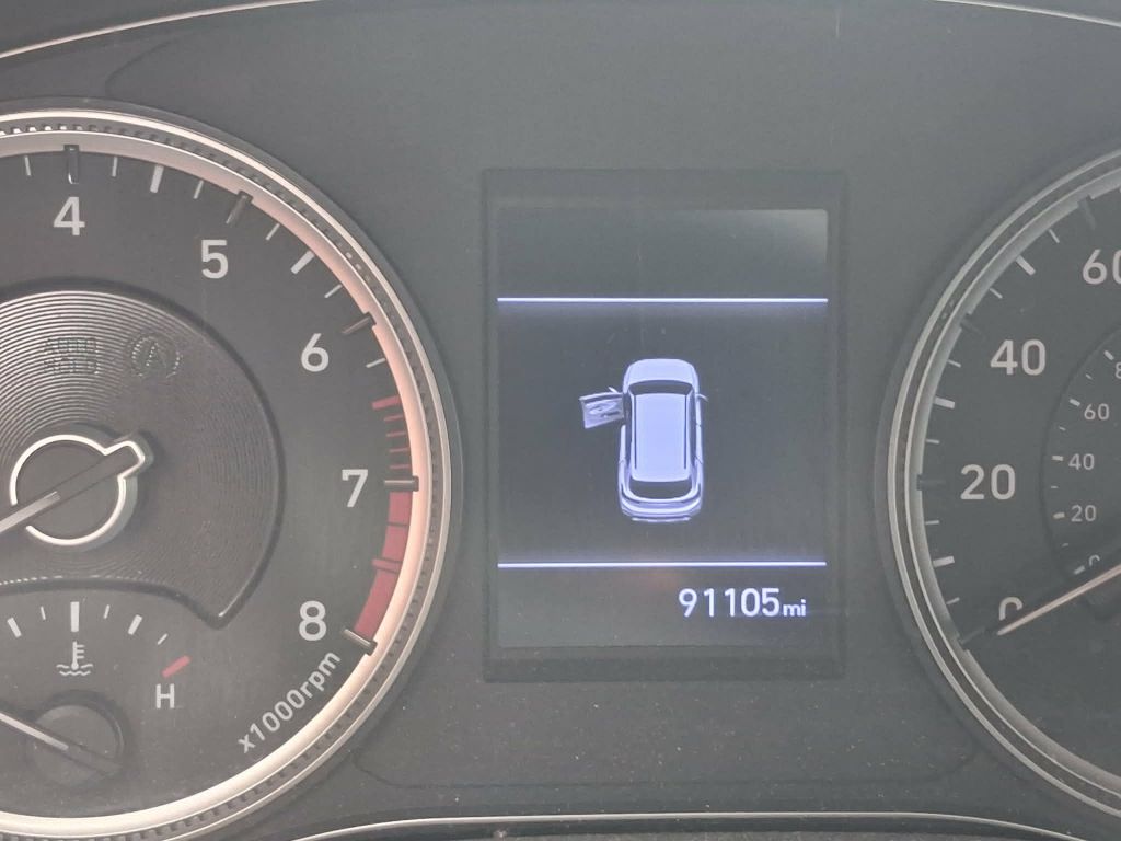 2019 , HYUNDAI ALL WHEEL DRIVE SANTA FE Images