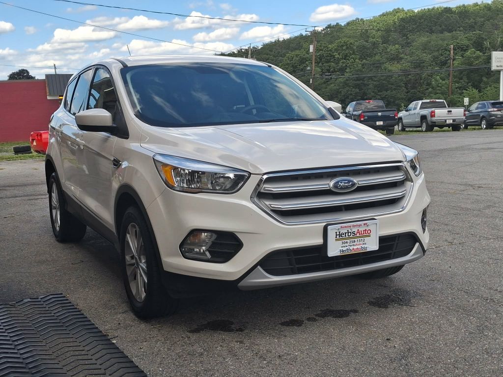 2019, FORD 4X4 ESCAPE SE Images