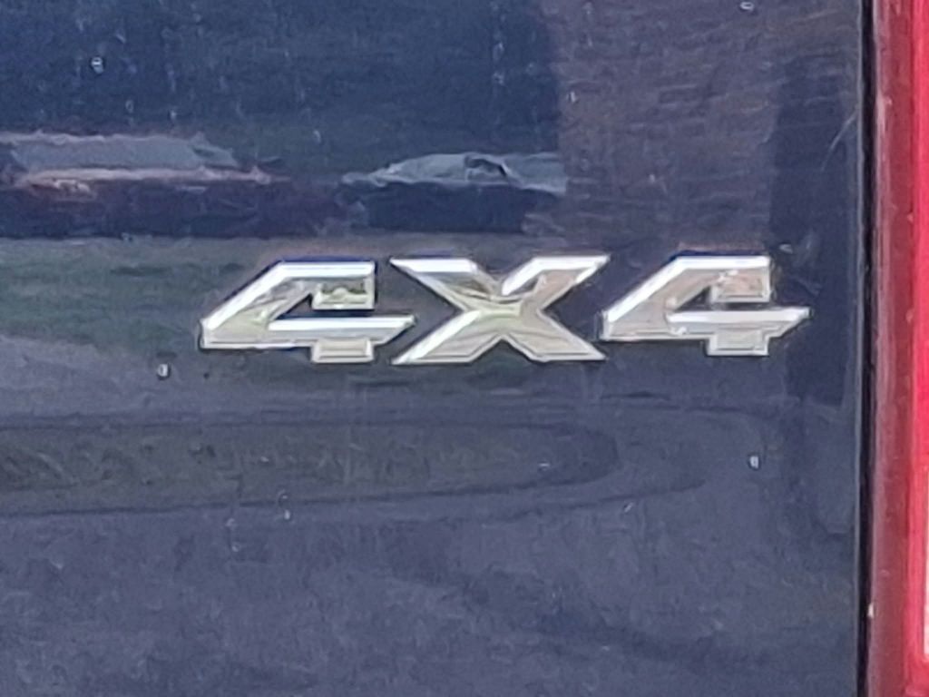 2018, RAM 4X4 1500 ST Images