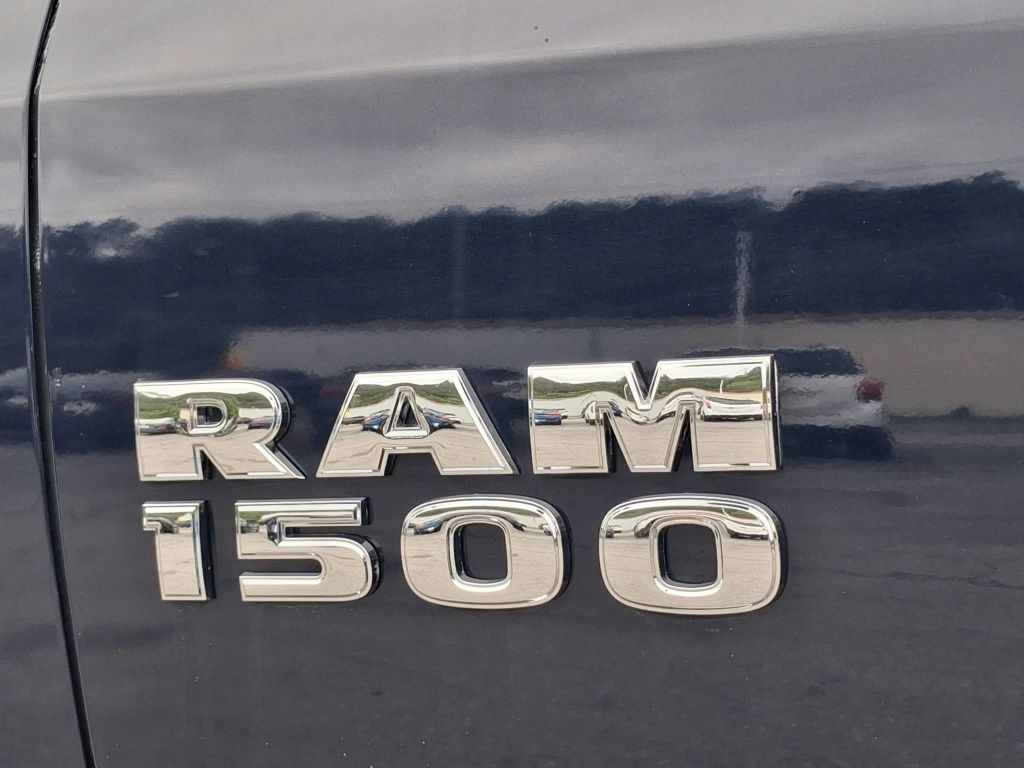 2018, RAM 4X4 1500 ST Images
