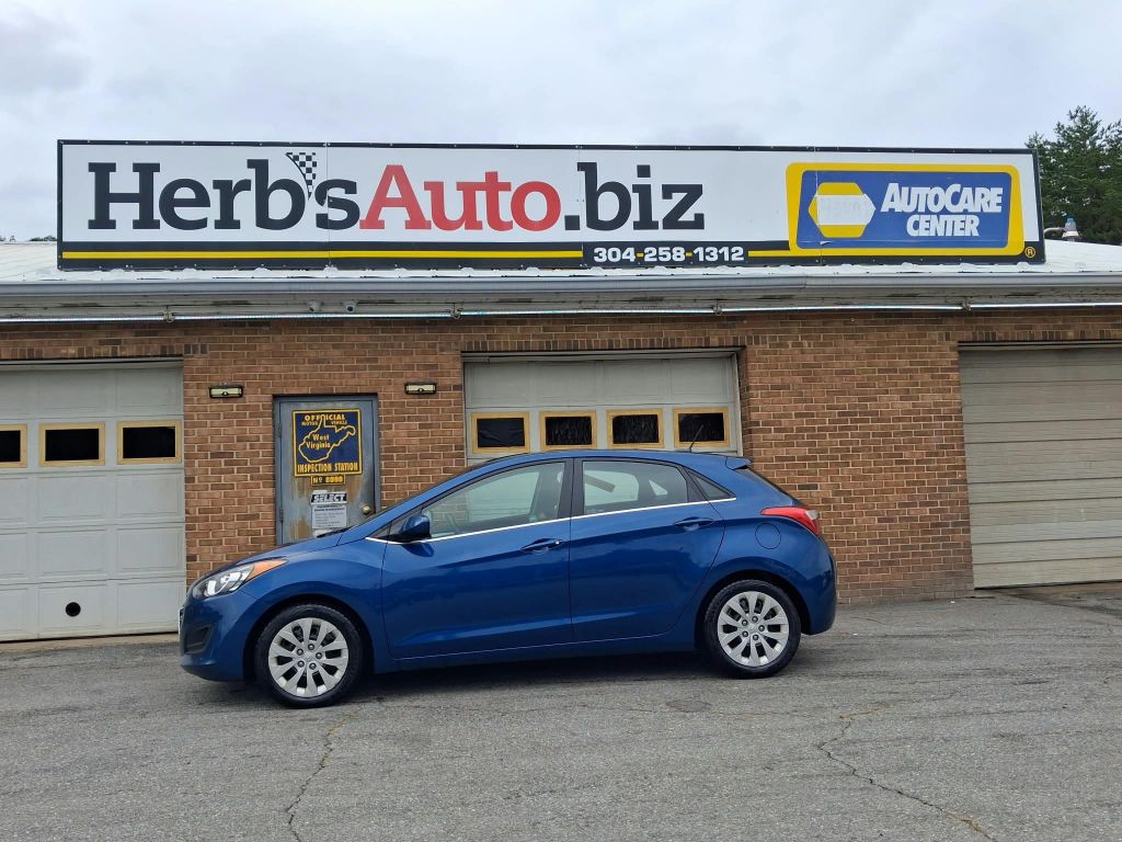 2016, HYUNDAI ELANTRA GT Images
