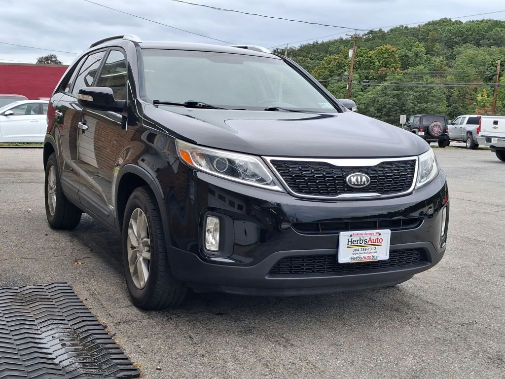 2015, KIA ALL WHEEL DRIVE SORENTO LX  Images