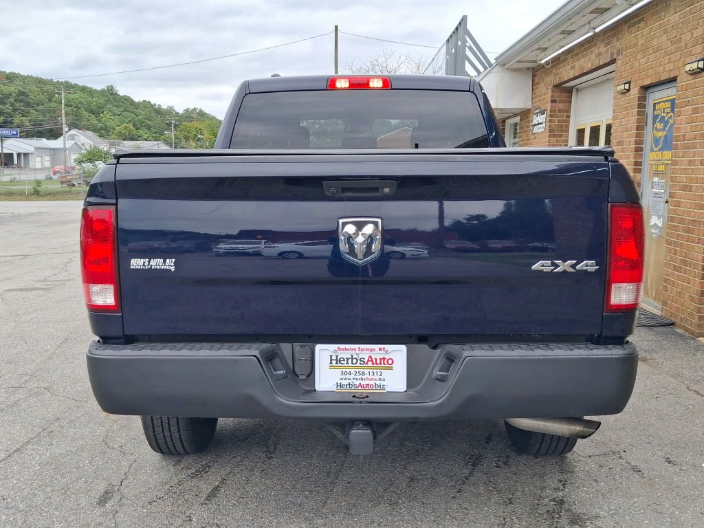 2018, RAM 4X4 1500 ST Images