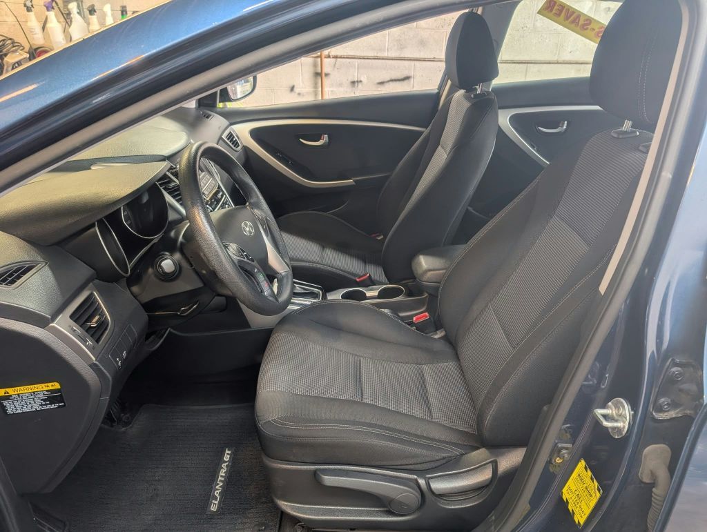 2016, HYUNDAI ELANTRA GT Images