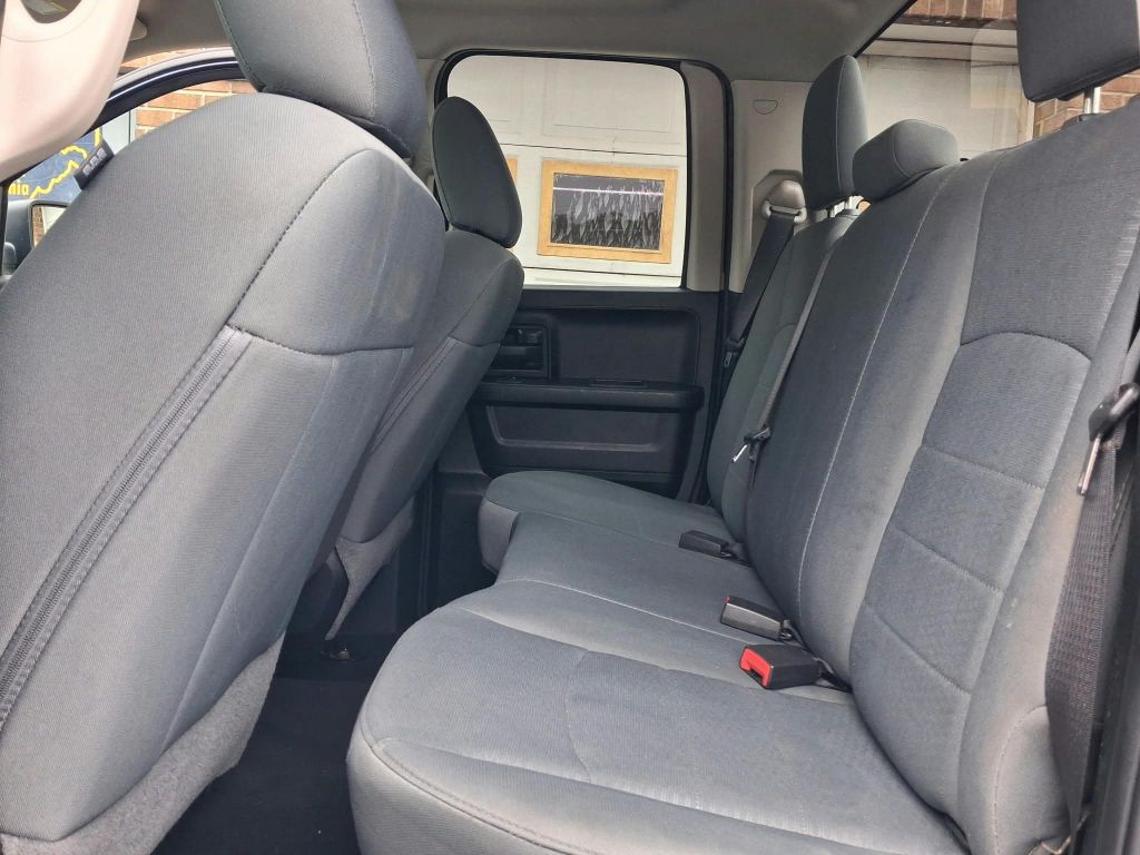 2018, RAM 4X4 1500 ST Images