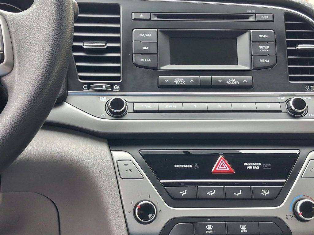 2017, HYUNDAI ELANTRA SE Images