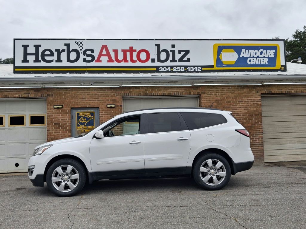 2017, CHEVROLET ALL WHEEL DRIVE TRAVERSE LT Images