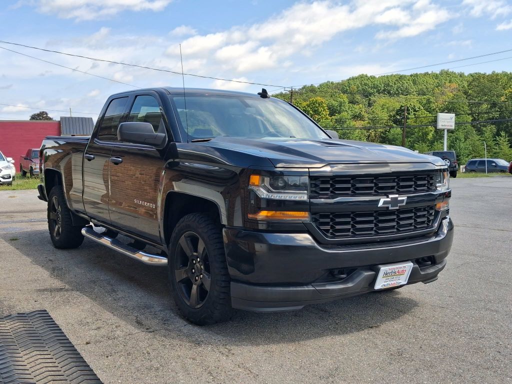 2018, CHEVROLET 4X4 SILVERADO 1500 CUSTOM Images